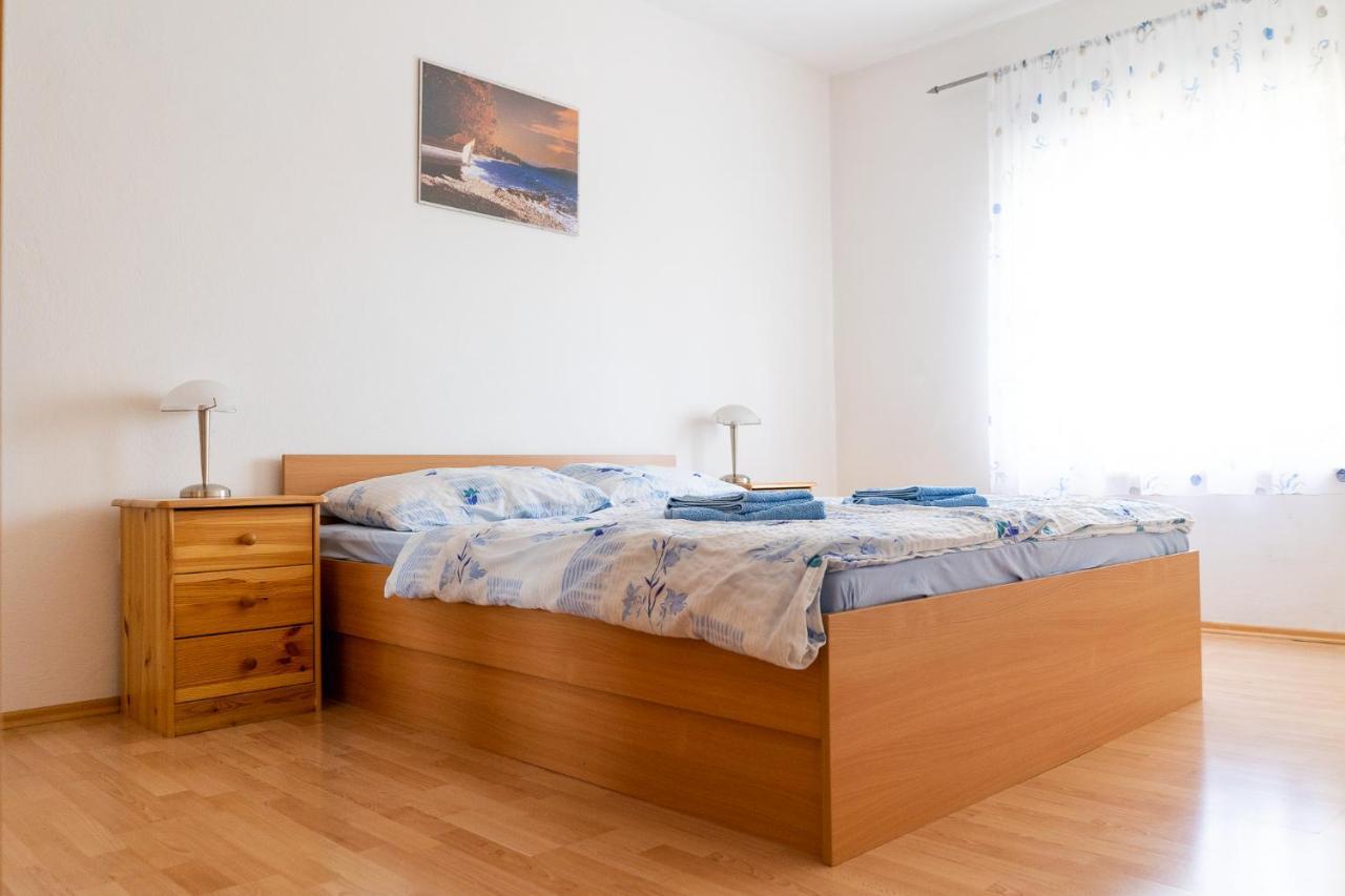 Apartment Mladen Biograd Na Moru Exteriör bild