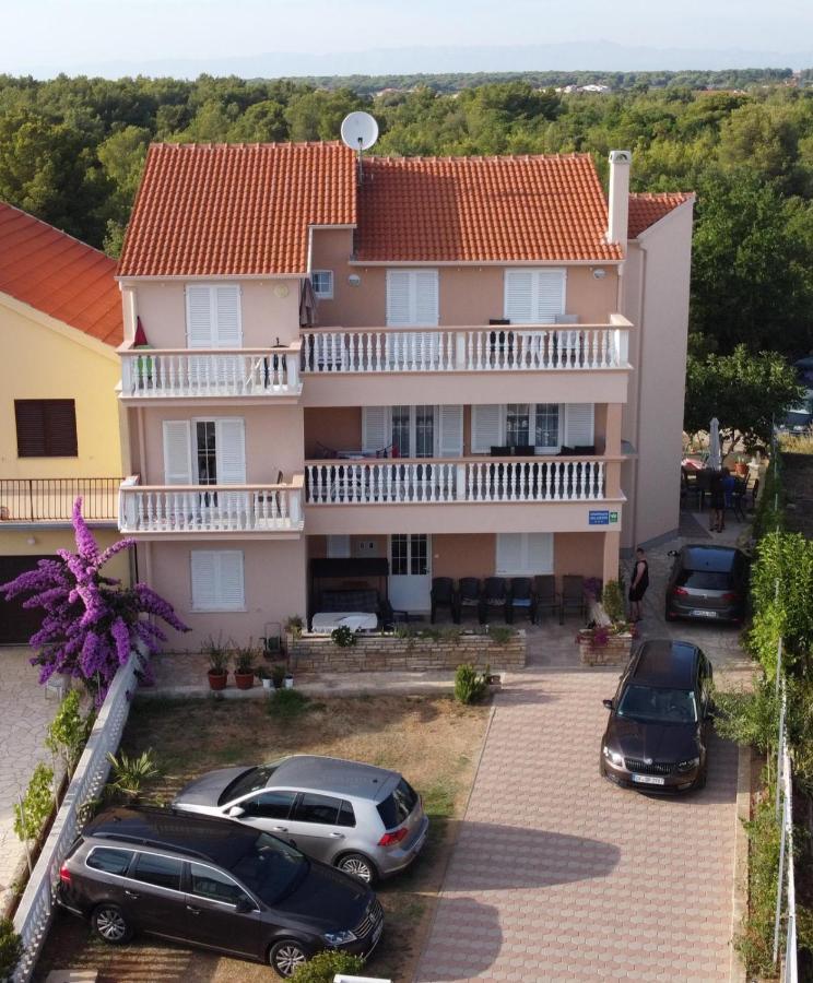 Apartment Mladen Biograd Na Moru Exteriör bild