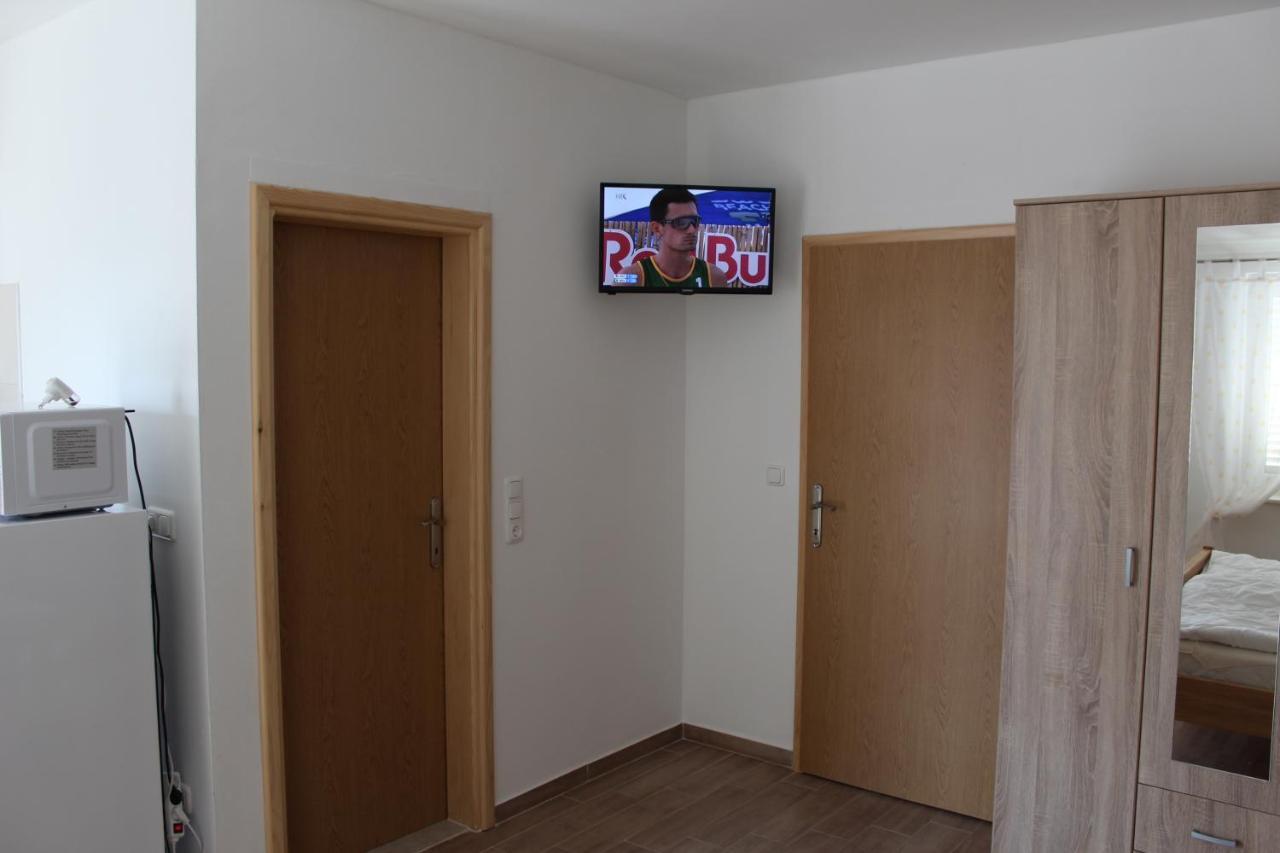 Apartment Mladen Biograd Na Moru Exteriör bild